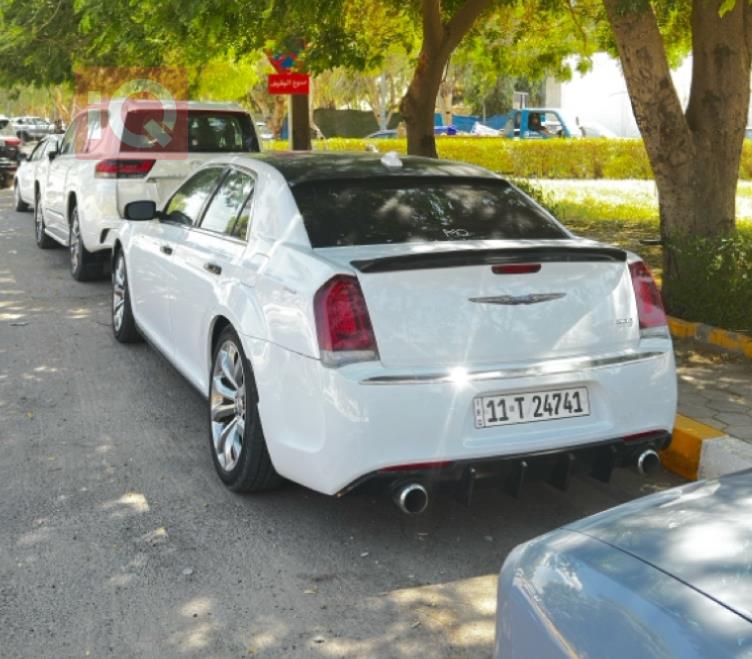 كرايسلر 300